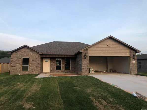 24 Winchester Dr, Ward, AR 72176