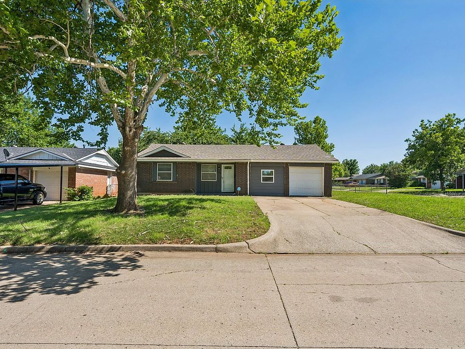 1st image of 4008 SE 46th St