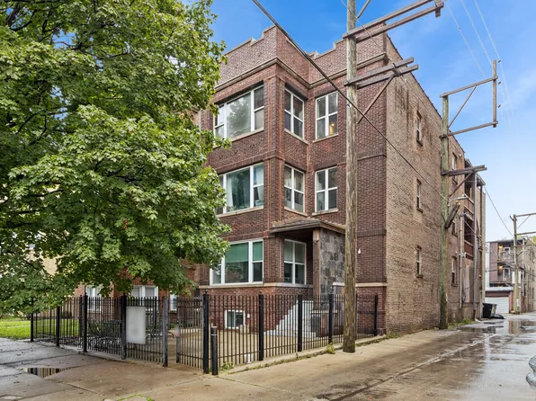 4415 N Rockwell St APT 1F, Chicago, IL 60625