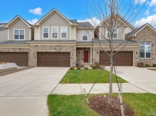 3271 Hayster Dr, Ann Arbor, MI 48105
