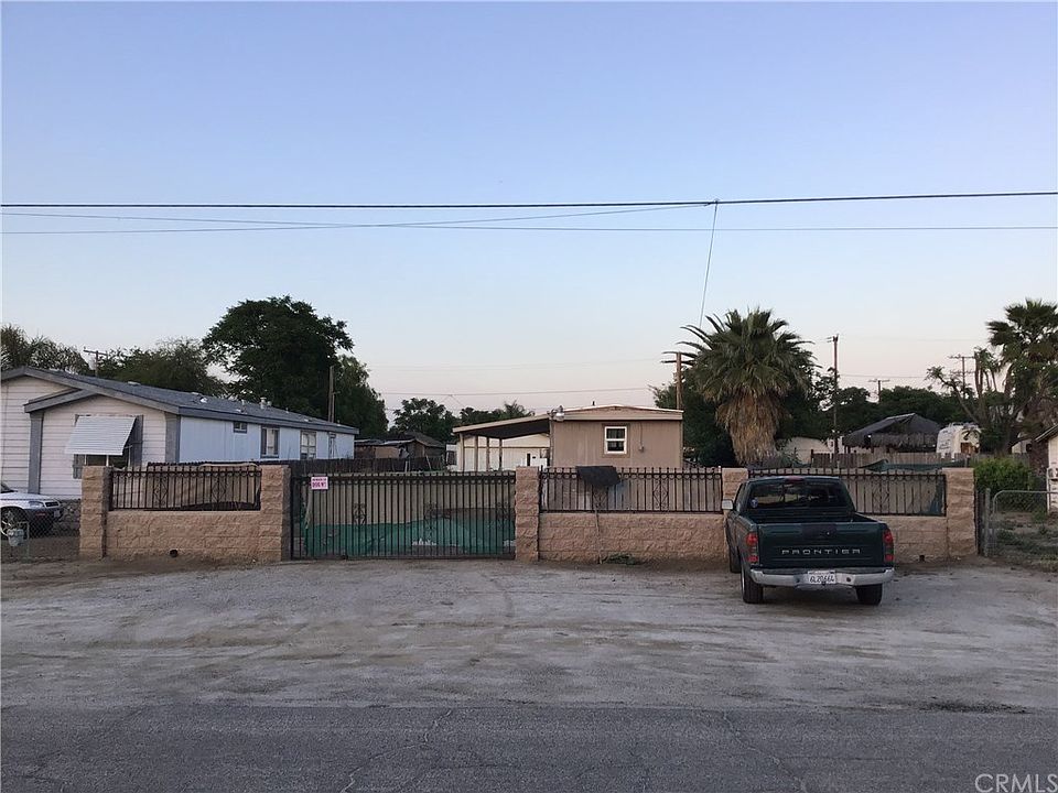 1st image of 19784 Magnolia St