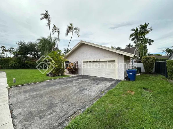 13265 SW 96th Ter, Miami, FL 33186