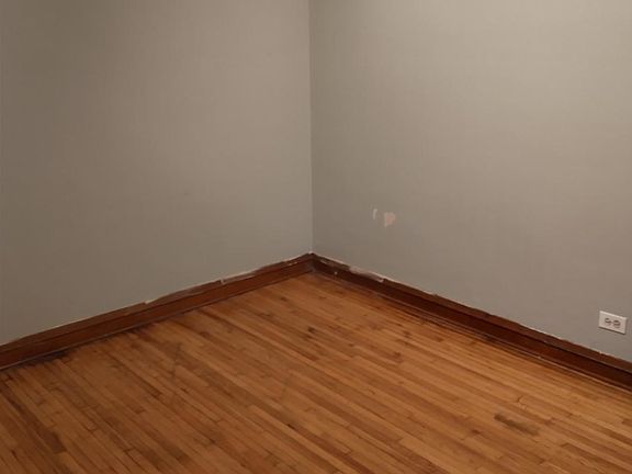 5th image of 2707 N Saint Louis Ave #G