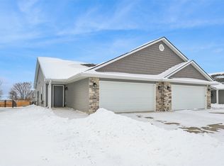 1407 Fair View Dr, Dallas Center, IA 50063
