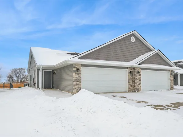 1407 Fair View Dr, Dallas Center, IA 50063