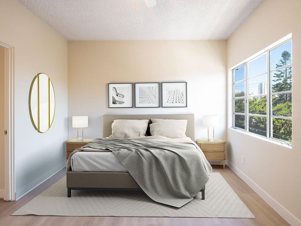 1st image of 1677 Westholme Ave APT 303