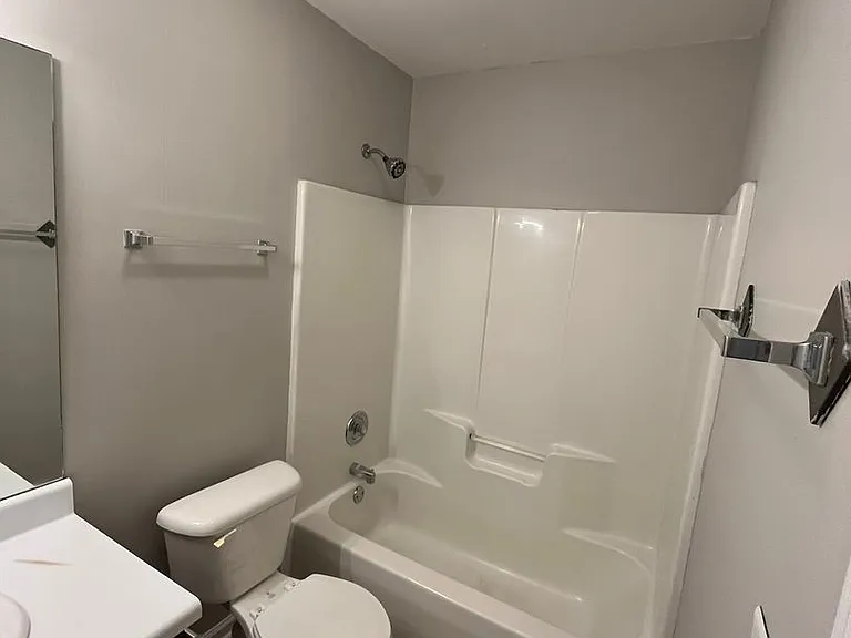 6057 Buxton Dr — Photo 15