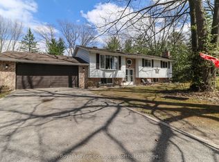 265 39th St S, Wasaga Beach, ON L9Z 1S3