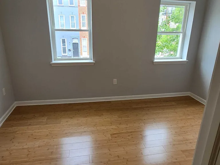 507 Bloom St — Photo 10