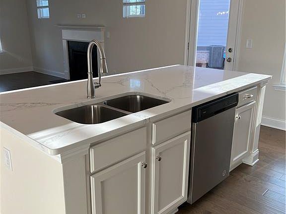 4th image of 5102 Woodline View Ln