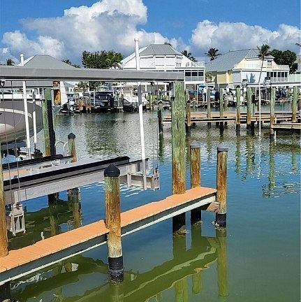 5th image of Hibiscus Boat Dock 86 Bay Beach Ln