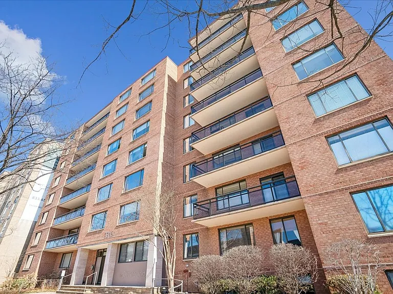 3315 Wisconsin Ave NW #407 — Photo 22