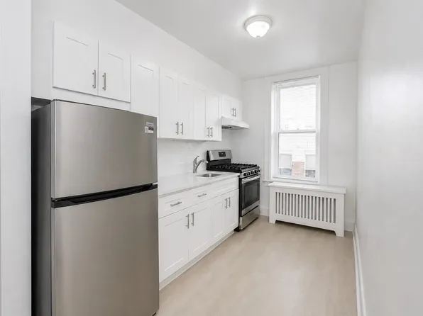 1786 67th St Unit 2F, Brooklyn, NY 11204