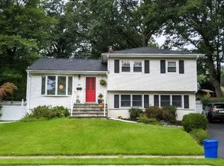 60 Maplewood Blvd, Suffern, NY 10901