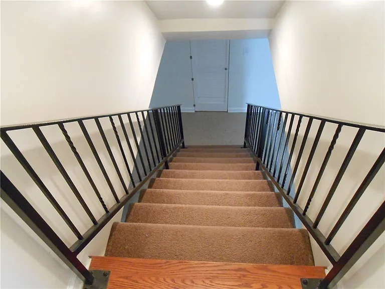 1318 Oakridge Rd — Photo 19
