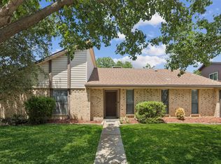 2613 Winterlake Dr, Carrollton, TX 75006