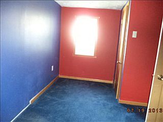 4th image of 936 Colonial Dr
