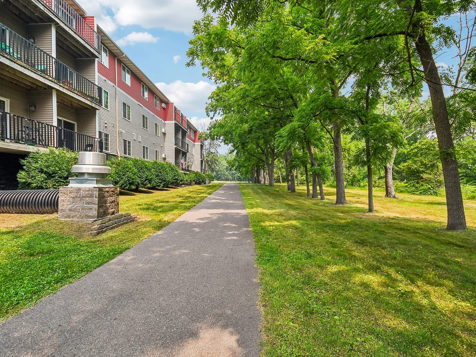 Mill Pond Apartments — Photo 2