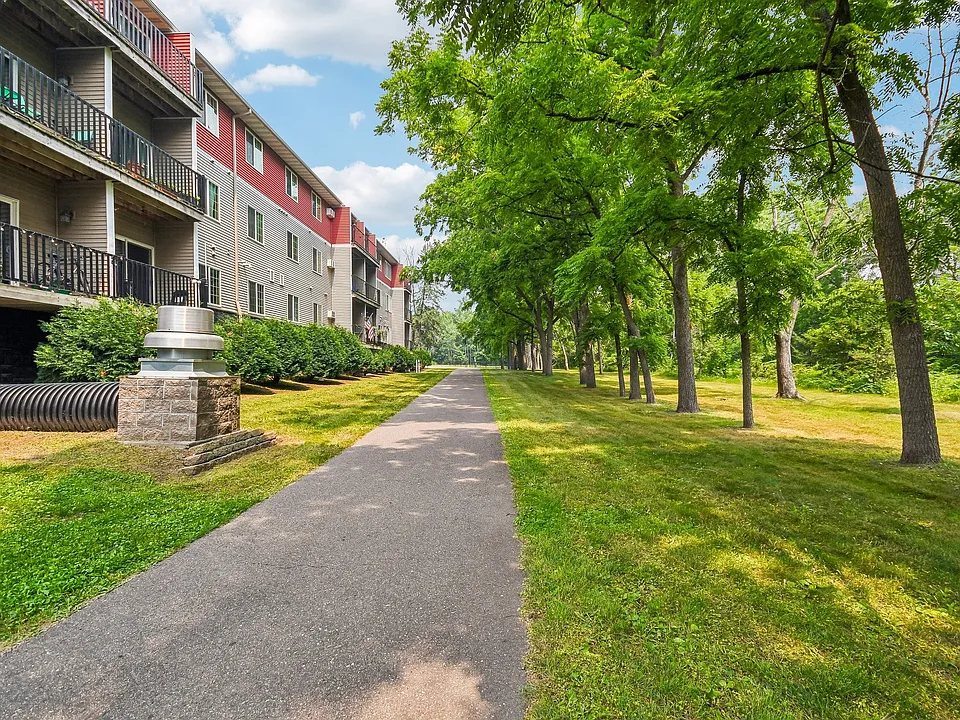 Mill Pond Apartments
