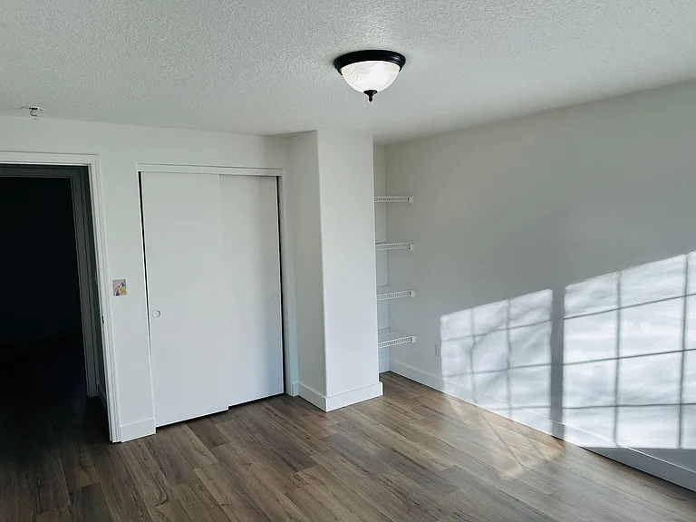 18820 NE Sunrise Ln — Photo 29