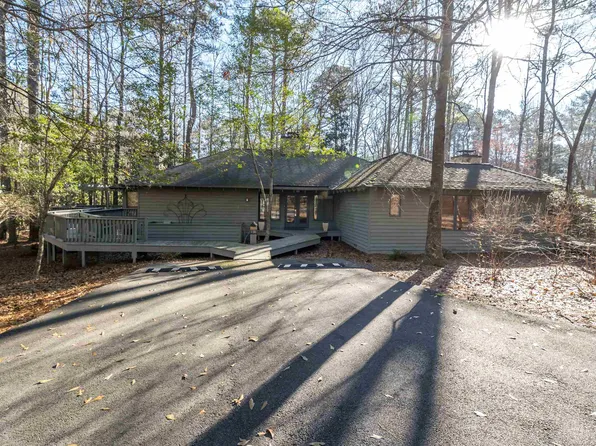 1661 Crooked Creek Cir, Pine Mountain, GA 31822
