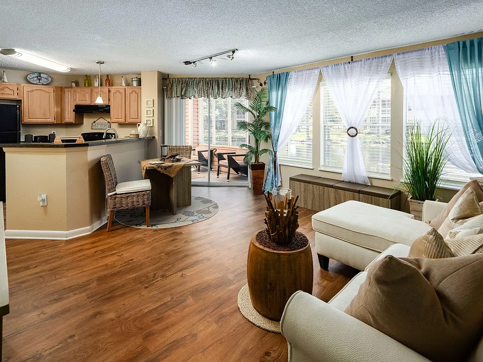 Sun Chase Apartment Homes