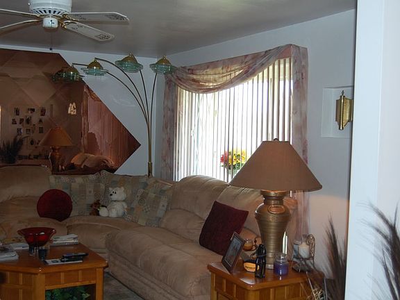 3rd image of 3731 Haven St