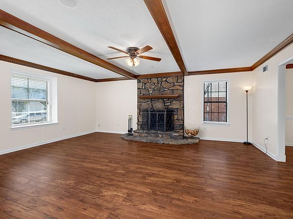 5th image of 6038 Ainsworth St