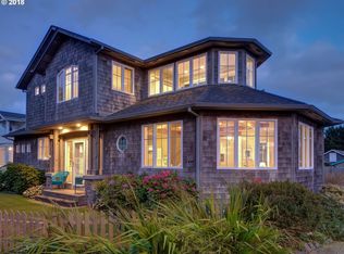 187 W Madison St, Cannon Beach, OR 97110