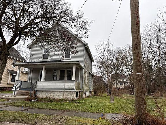 2nd image of 2278 11th St SW