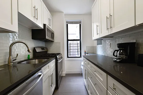 Rented by J Misrahi Realty Corp | media 52