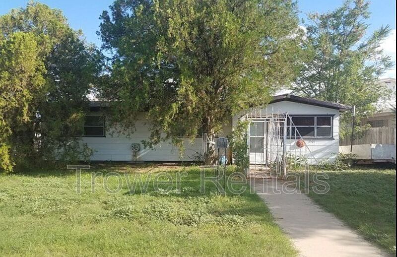 1st image of 1501 Keeling St