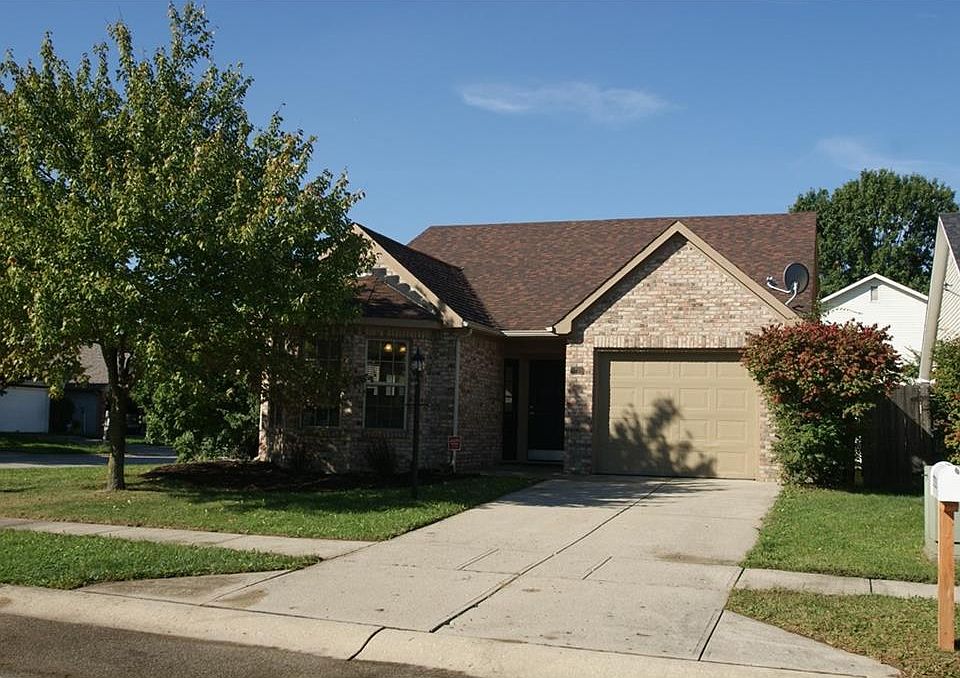 1st image of 5738 Bur Oak Pl