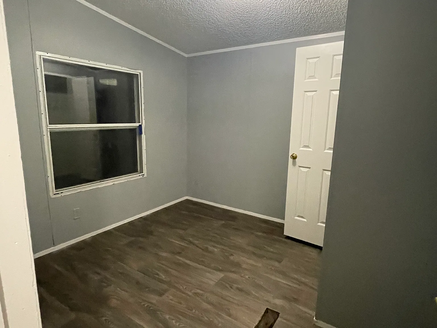 3 bed, 1200 sqft, $1,900 — Photo 2