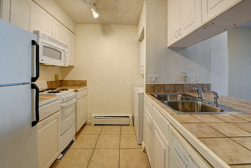 1200 College Ave #220 — Photo 4