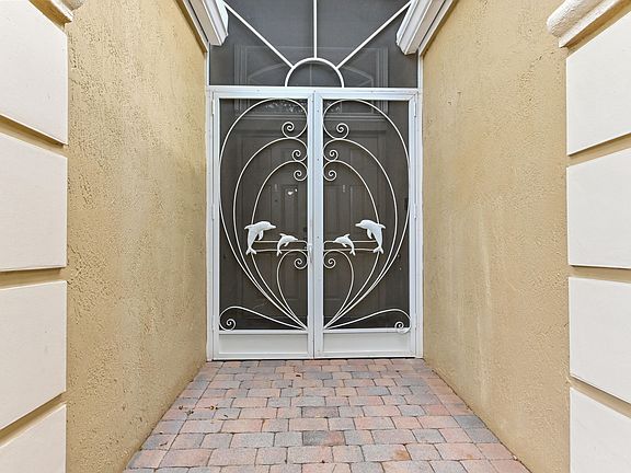 4th image of 6928 Pisano Drive