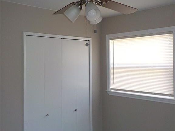 4th image of 3613 Glacier Ln