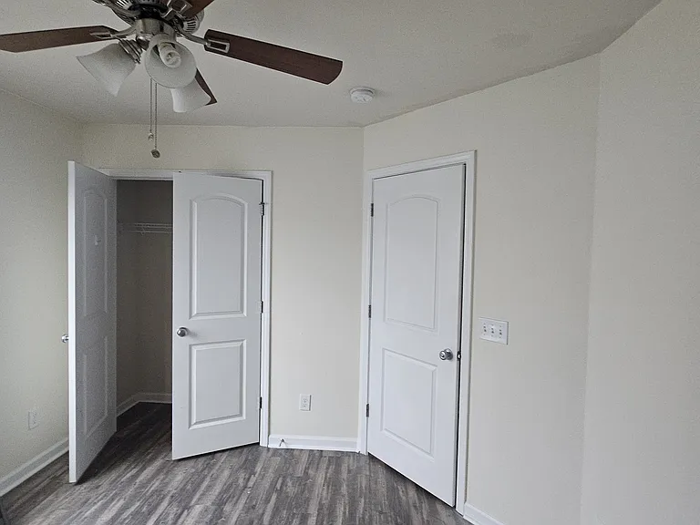 328 Scarlett Ln — Photo 17