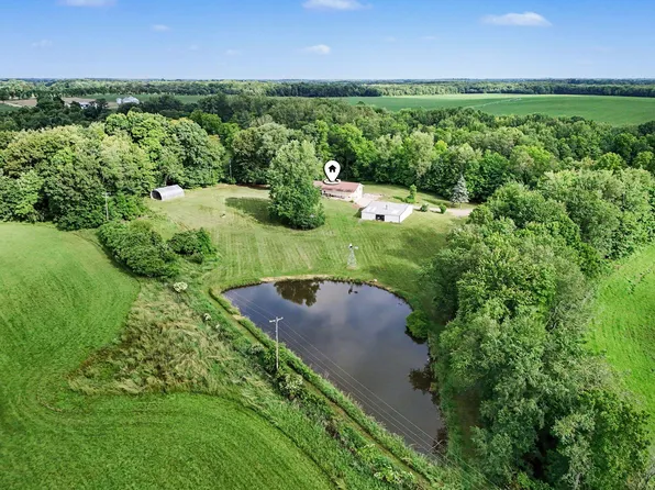 30825 Longnecker Rd, Leonidas, MI 49066