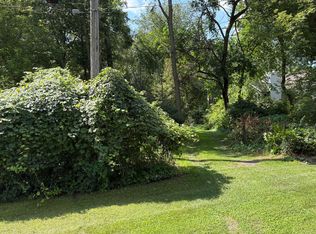 3491 Eastern Ave NE, Grand Rapids, MI 49525