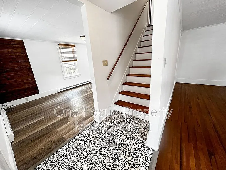 145 Center St — Photo 6