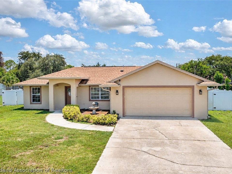 1st image of 2713 Dolphin Dr