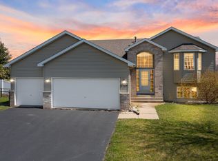 17624 Gander Ln, Farmington, MN 55024