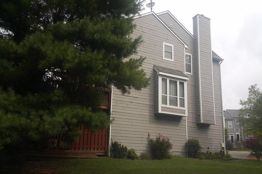 2nd image of 7834 Old Hollow Ln