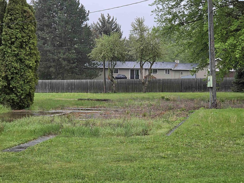 1st image of W Bartlett St