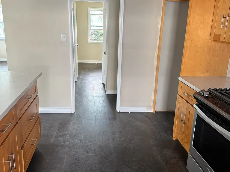 14139 Crossdale Ave — Photo 10