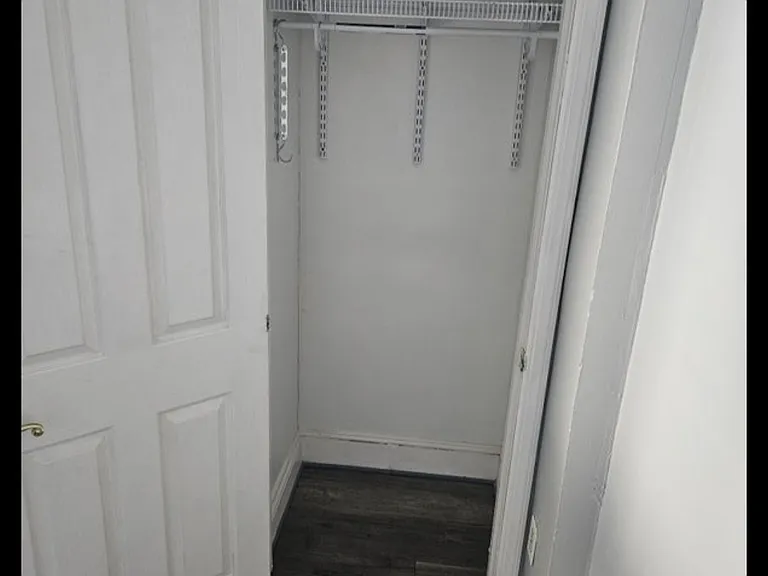 4 Wallace St — Photo 3