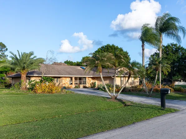 2681 SE Delong Road, Port St Lucie, FL 34952