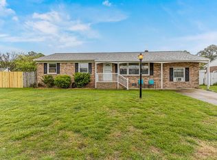 317 Gracie Rd, Chesapeake, VA 23325