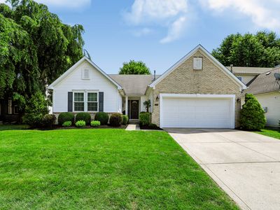 6517 Sussex Dr, Zionsville, IN, 46077